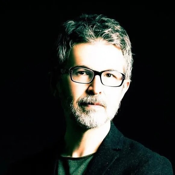 Prof. Dr. Ahmet Karacalar: “Amaç yalnızca estetik değil, daha güvenli ve öngörülebilir cerrahi