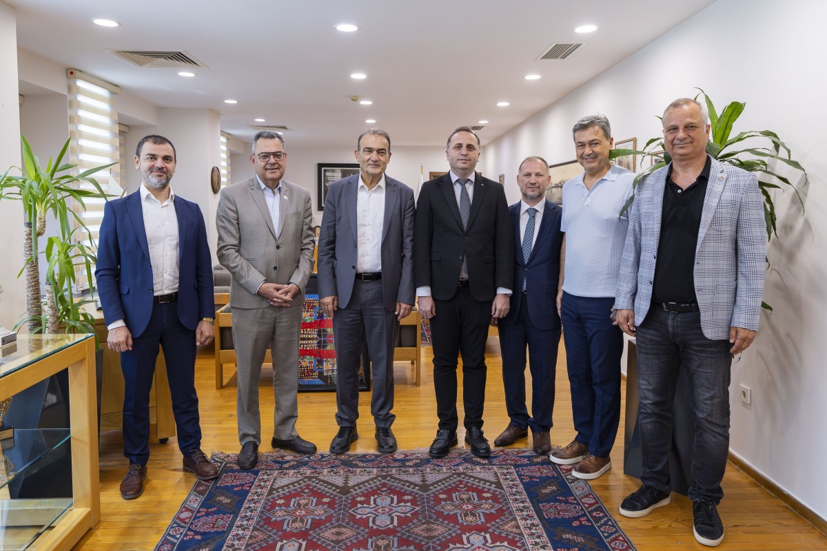 İzmir'in ulaşım modeli uluslararası takdir topladı