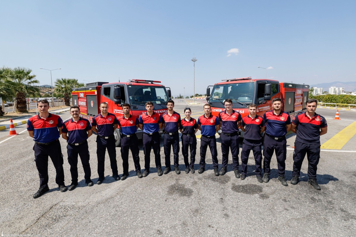 İzmir İtfaiyesi’nin şoförleri zorlu eğitimlerden geçiyor