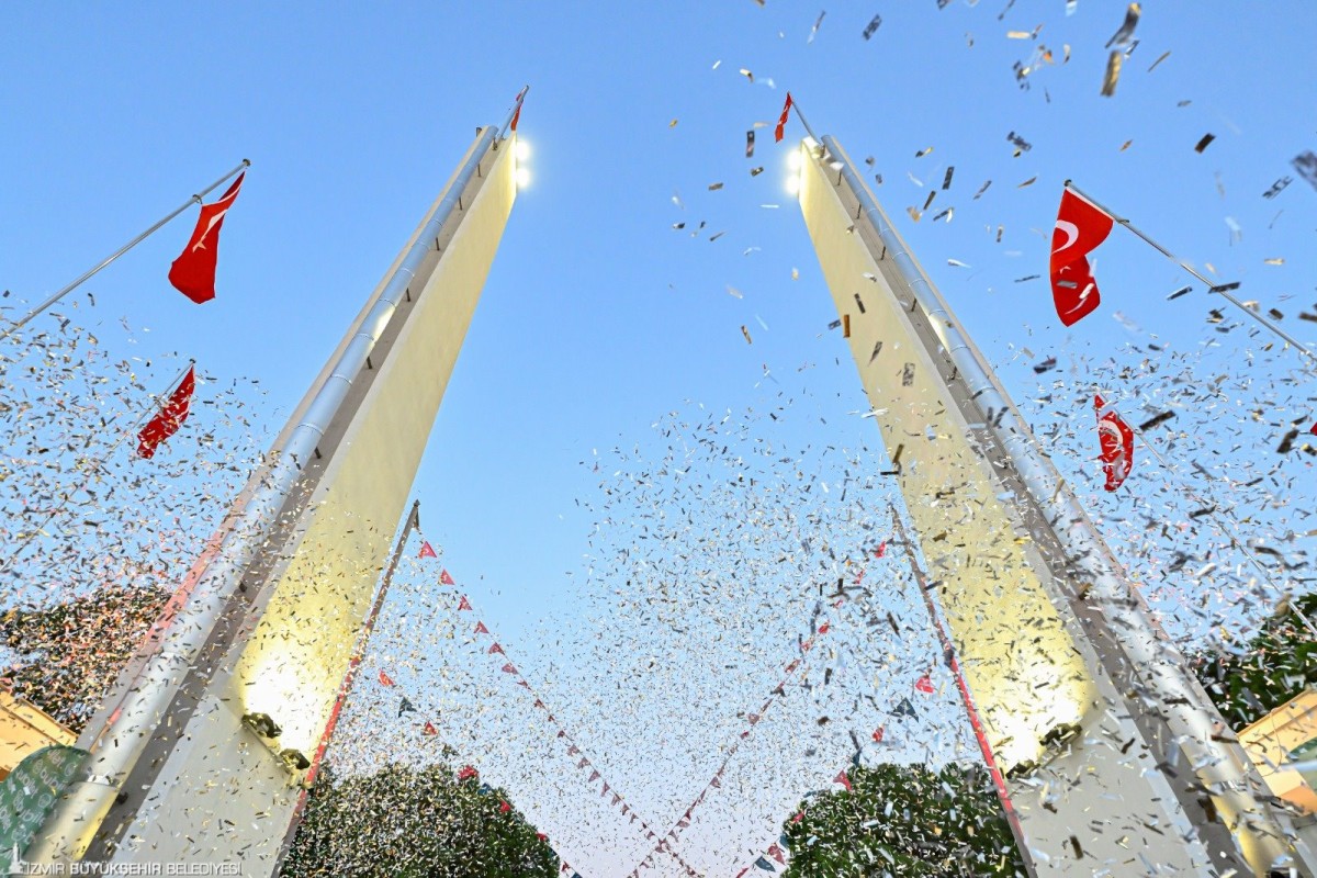 İEF’de eğlence ve sürprizler bir arada