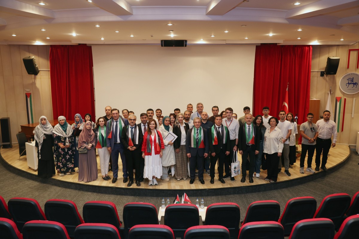 DEÜ’DE GAZZE İÇİN BİLİM VE AKADEMİK DAYANIŞMA BULUŞMASI