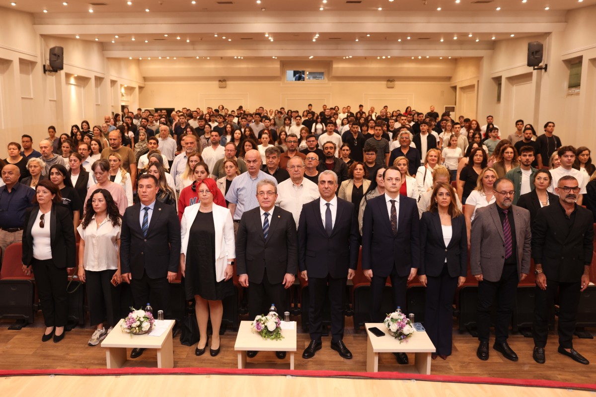 DEÜ’DE 2026-2027 AKADEMİK YILI İLK DERS HEYECANIYLA BAŞLADI
